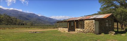 Keebles Hut - Koscuiszko NP - NSW (PBH4 00 12711)